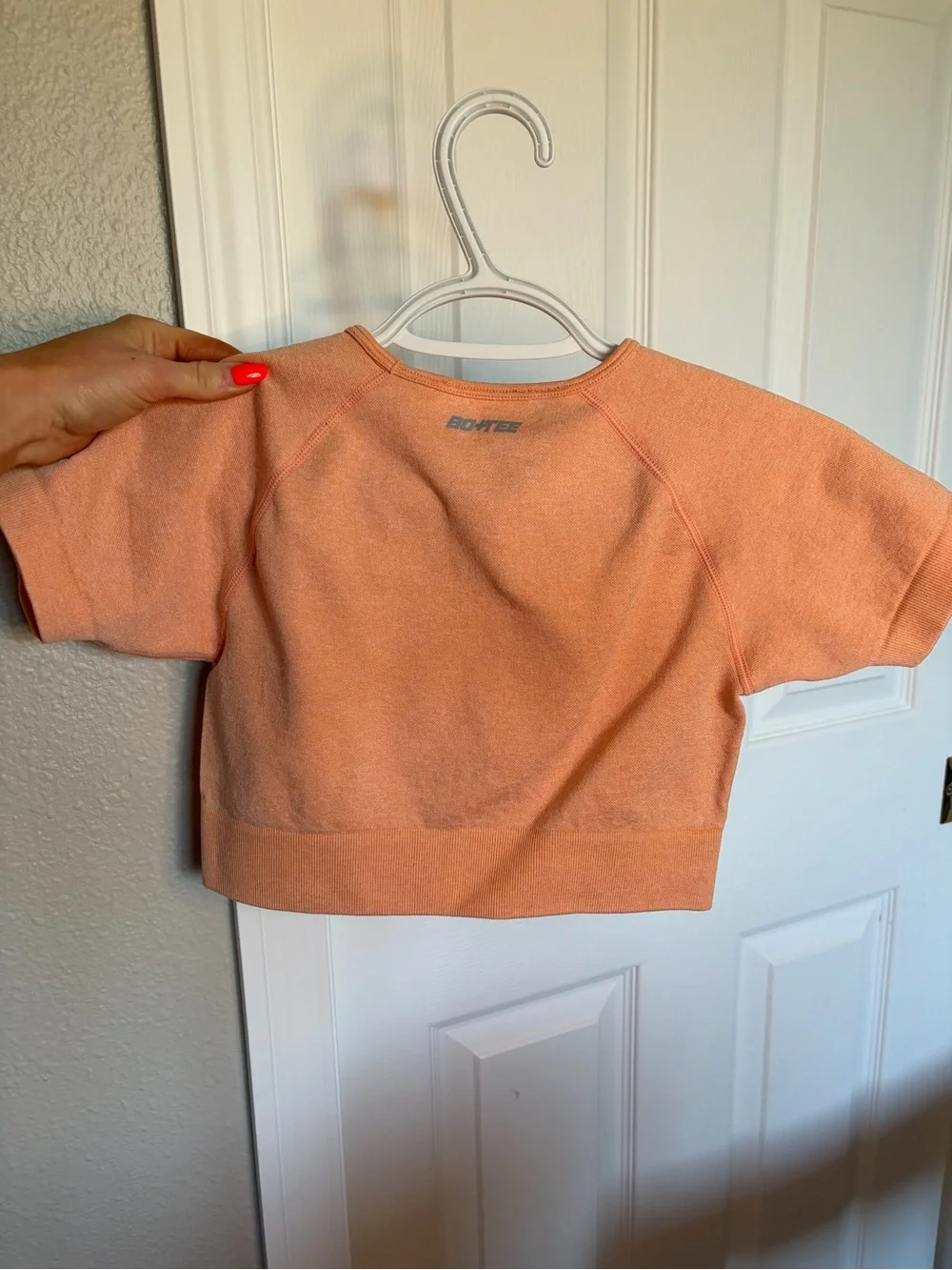 BO-TEE Peach Short Sleeve Crop Top